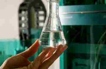  Metanol: saiba o que é a substância presente em bebida adulterada 